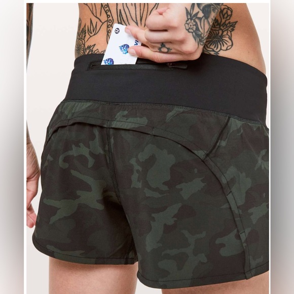 Lululemon Run Times Short II *4" in Incognito Camo Multi Gator Green / Black - Picture 1 of 8